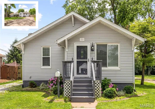 Single family home for sale at 719 S Vine St, O Fallon, IL 62269 | MLS# MIS26058537