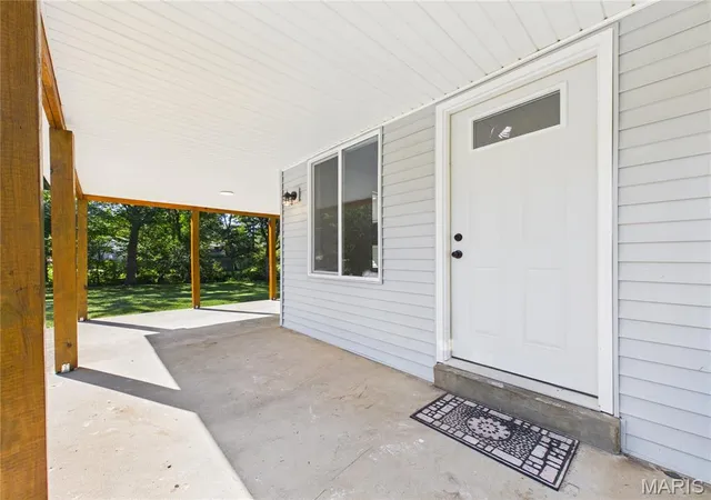 Photo 3 of Single family home for sale at 237 Kies Ave, Jackson, MO 63755 | MLS# MIS26058549 | Listing updated on 2026-09-20