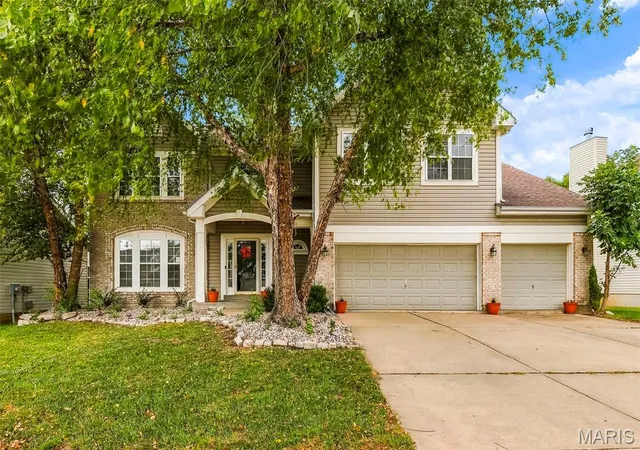Photo 1 of Single family home for sale at 223 Chestnut Hl Dr, O Fallon, MO 63368 | MLS# MIS26058556 | Listing updated on 2026-10-08