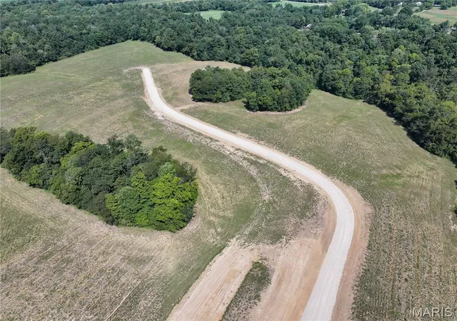 Photo 4 of Land for sale at Tract #1 Off Ames Way, Jackson, MO 63755 | MLS# MIS26058559 | Listing updated on 2026-09-14