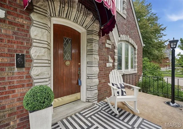 Photo 1 of Single family home for sale at 5601 Walsh St, Saint Louis, MO 63109 | MLS# MIS26058563 | Listing updated on 2026-09-23