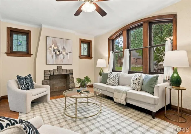 Photo 2 of Single family home for sale at 5601 Walsh St, Saint Louis, MO 63109 | MLS# MIS26058563 | Listing updated on 2026-09-23
