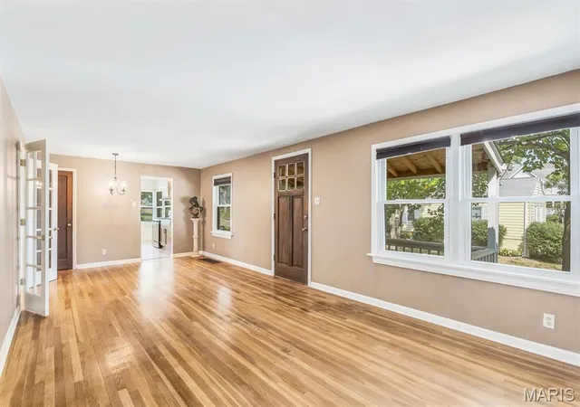 Photo 3 of Single family home for sale at 836 Evans Ave, Saint Louis, MO 63122 | MLS# MIS26058569 | Listing updated on 2026-09-22