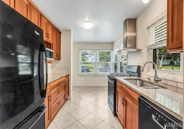 Photo 4 of Single family home for sale at 836 Evans Ave, Saint Louis, MO 63122 | MLS# MIS26058569 | Listing updated on 2026-09-22