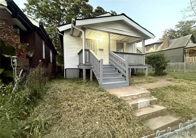 Photo 1 of Sale Pending at 5651 Highland Ave, Saint Louis, MO 63112 | MLS# MIS26058596 | Listing updated on 2026-09-28
