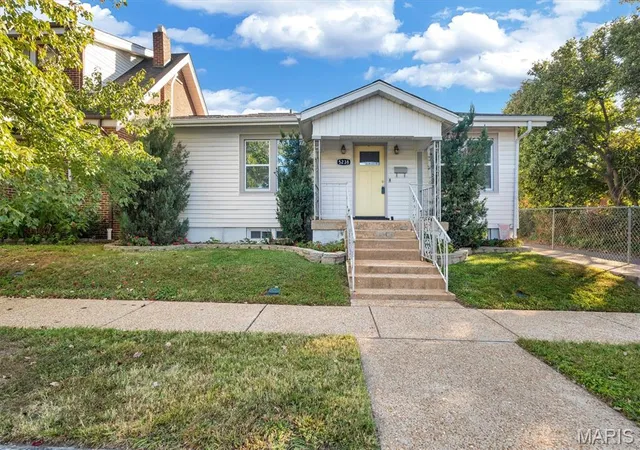 Single family home for sale at 5238 Schollmeyer Ave, Saint Louis, MO 63109 | MLS# MIS26058611