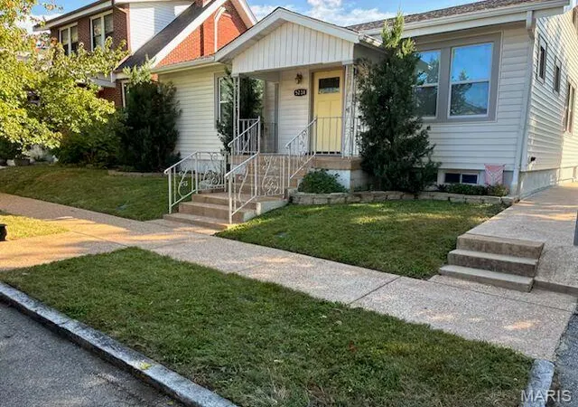 Photo 1 of Single family home for sale at 5238 Schollmeyer Ave, Saint Louis, MO 63109 | MLS# MIS26058611 | Listing updated on 2026-10-08