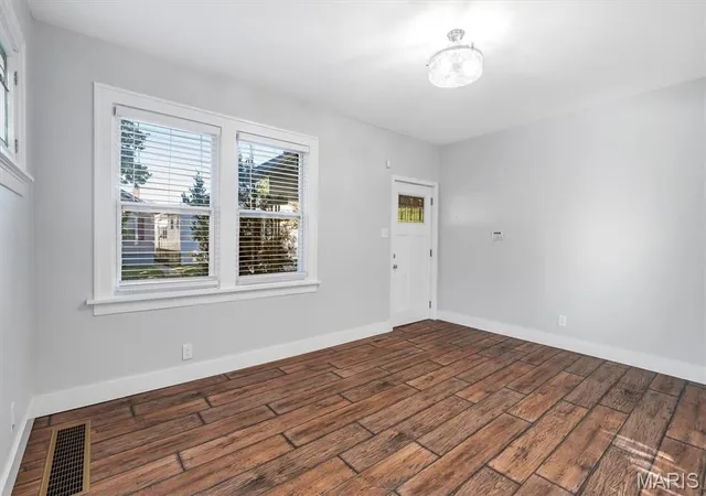 Photo 3 of Single family home for sale at 5238 Schollmeyer Ave, Saint Louis, MO 63109 | MLS# MIS26058611 | Listing updated on 2026-10-08