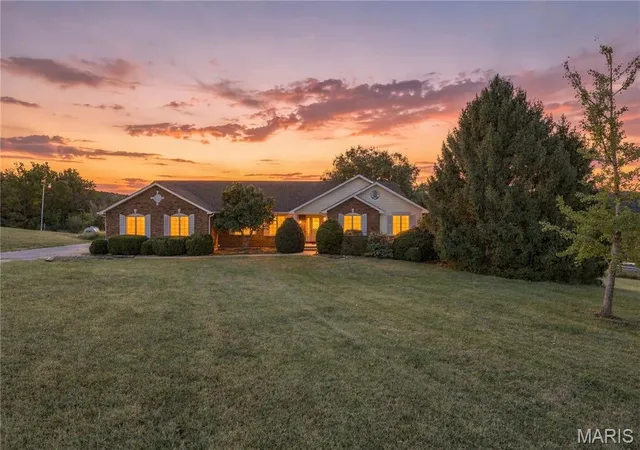 Photo 1 of Sale Pending at 1409 Boone Valley Ridge, Augusta, MO 63332 | MLS# MIS26058624 | Listing updated on 2026-10-06
