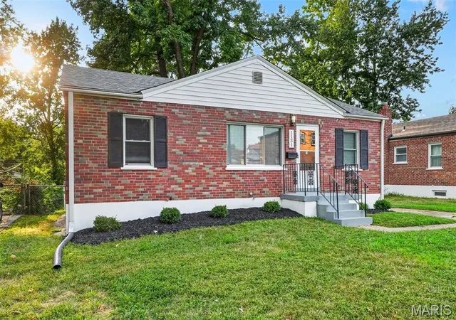Photo 23 of Sale Pending at 1131 Mount Olive Ave, Saint Louis, MO 63130 | MLS# MIS26058632 | Listing updated on 2026-09-13