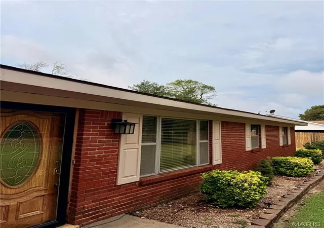 Photo 2 of Single family home for sale at 2809 Pendleton Dr, Kennett, MO 63857 | MLS# MIS26058633 | Listing updated on 2026-09-12