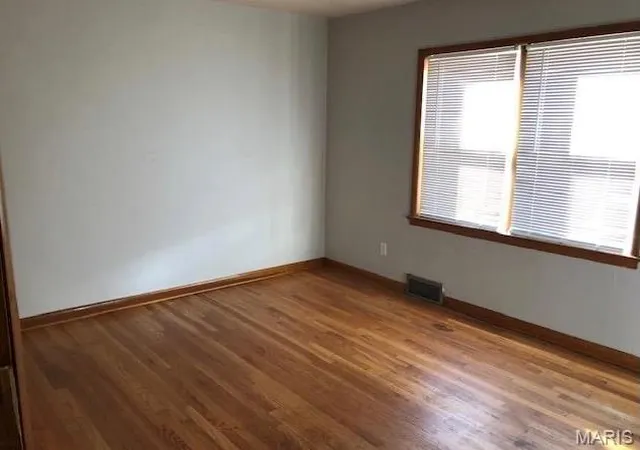 Photo 3 of Single family home for sale at 9464 Adler Ave, Saint Louis, MO 63137 | MLS# MIS26058658 | Listing updated on 2026-10-06