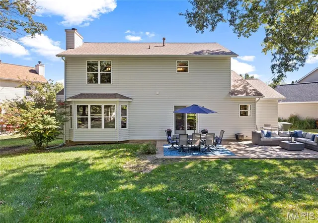 Photo 4 of Single family home for sale at 739 Winterfield Dr, Saint Peters, MO 63304 | MLS# MIS26058659 | Listing updated on 2026-10-10