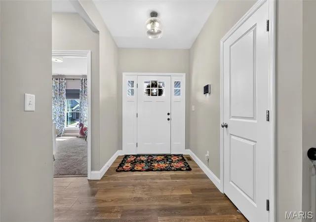 Photo 3 of Single family home for sale at 293 Laurens Spring Ct, Lake Saint Louis, MO 63367 | MLS# MIS26058690 | Listing updated on 2026-09-18