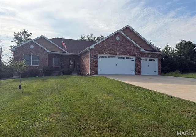 Single family home for sale at 13 Ridgepoint Meadows Ct, Union, MO 63084 | MLS# MIS26058692