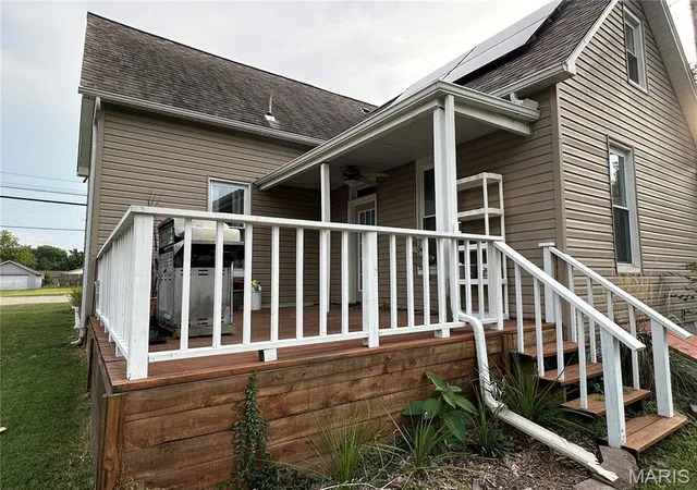 Photo 2 of Single family home for sale at 501 E Main St, Steeleville, IL 62288 | MLS# MIS26058702 | Listing updated on 2026-09-23