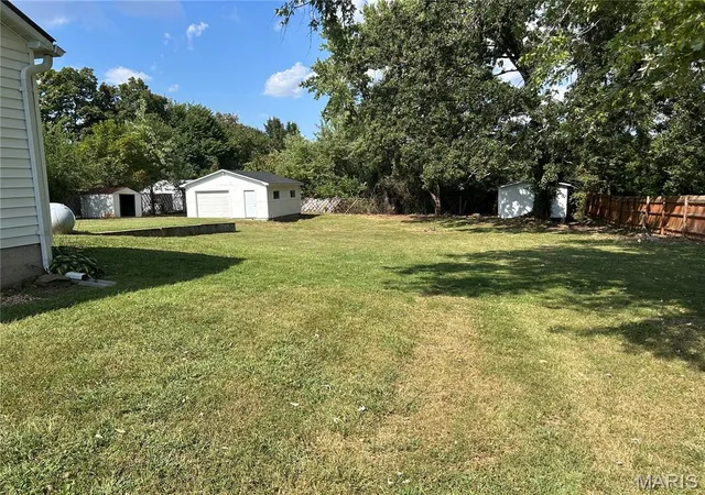 Photo 2 of Single family home for sale at 1461 Elmont Rd, Sullivan, MO 63080 | MLS# MIS26058708 | Listing updated on 2026-09-26
