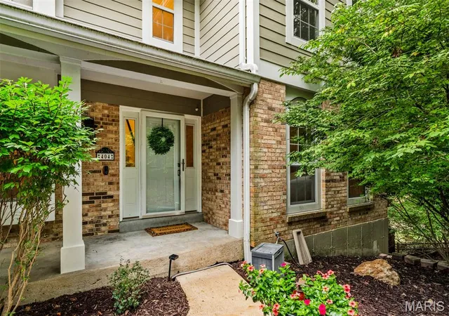 Photo 2 of Single family home for sale at 404 Gunnison Gorge Dr, Wildwood, MO 63011 | MLS# MIS26058716 | Listing updated on 2026-09-30