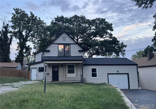 Single family home for sale at 7149 Brompton Sq, Saint Louis, MO 63143 | MLS# MIS26058729