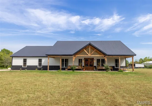 Photo 2 of Single family home for sale at 6944 Hillsboro Rd, Bonne Terre, MO 63628 | MLS# MIS26058738 | Listing updated on 2026-10-03