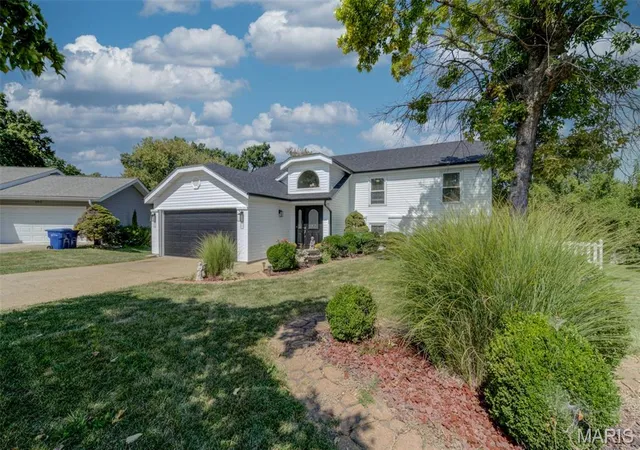 Photo 56 of Single family home for sale at 307 Twistedoak Ct, Ballwin, MO 63021 | MLS# MIS26058741 | Listing updated on 2026-09-12