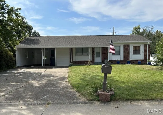 Photo 1 of Single family home for sale at 12050 Providence Ln, Maryland Heights, MO 63043 | MLS# MIS26058762 | Listing updated on 2026-09-12