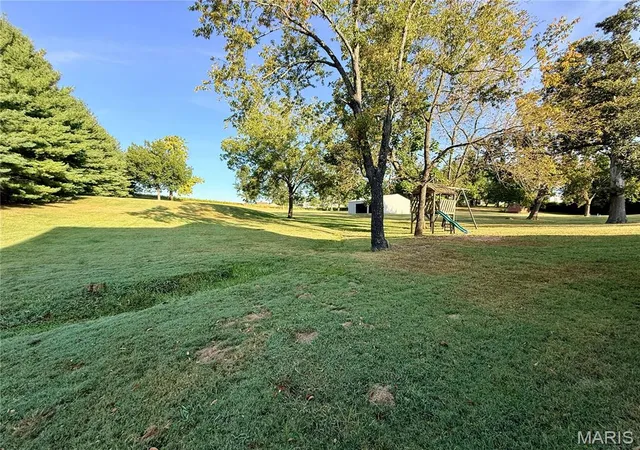 Photo 3 of Single family home for sale at 712 Big Spring Blvd, Perryville, MO 63775 | MLS# MIS26058770 | Listing updated on 2026-09-23