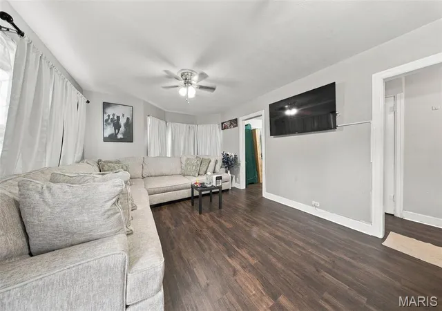 Photo 2 of Single family home for sale at 109 N Oak St, Rolla, MO 65401 | MLS# MIS26058792 | Listing updated on 2026-09-12