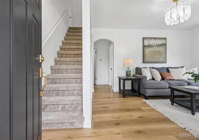 Photo 3 of Sale Pending at 9437 Burdella Ave, Saint Louis, MO 63114 | MLS# MIS26058796 | Listing updated on 2026-09-21