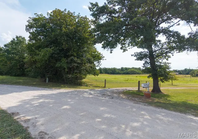 Photo 54 of Single family home for sale at 5704 County Rd 262, Auxvasse, MO 65231 | MLS# MIS26058800 | Listing updated on 2026-10-19