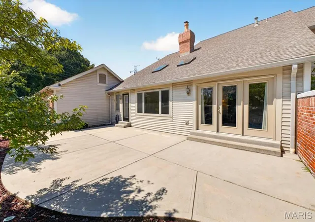 Photo 3 of Townhouse for sale at 14418 W Open Meadow Ct, Chesterfield, MO 63017 | MLS# MIS26058805 | Listing updated on 2026-09-19