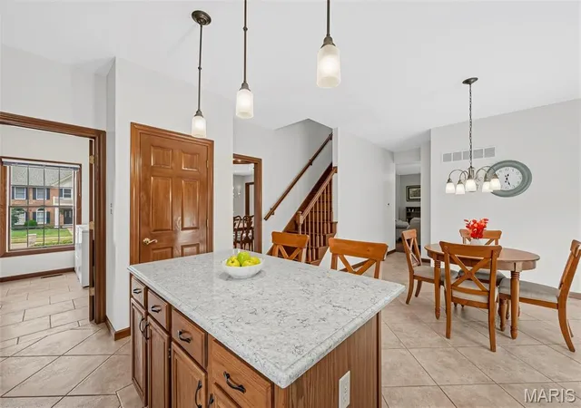 Photo 2 of Single family home for sale at 5026 Southridge Park Dr, Saint Louis, MO 63129 | MLS# MIS26058840 | Listing updated on 2026-10-07