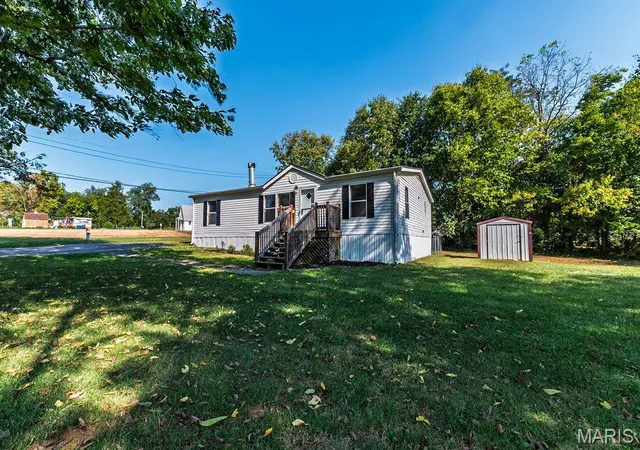 Photo 2 of Sale Pending at 2520 Warren St, Bonne Terre, MO 63628 | MLS# MIS26058850 | Listing updated on 2026-09-21
