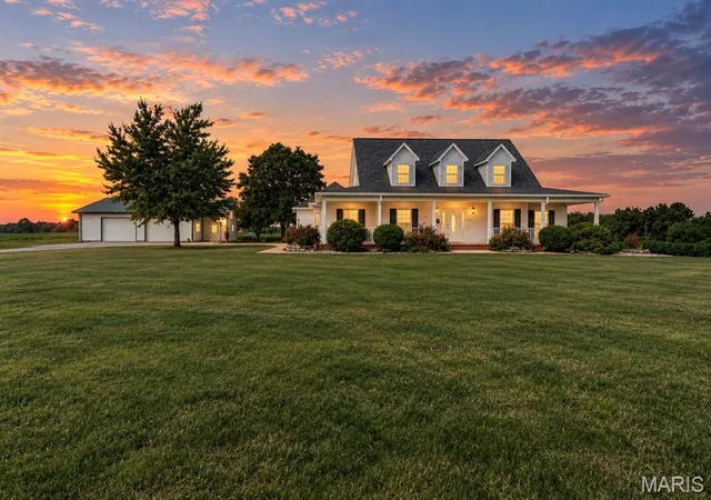 Photo 3 of Single family home for sale at 8053 N State Route 159, Moro, IL 62067 | MLS# MIS26058853 | Listing updated on 2026-10-09