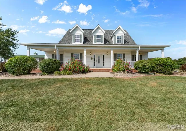 Photo 3 of Single family home for sale at 8053 N State Route 159, Moro, IL 62067 | MLS# MIS26058853 | Listing updated on 2026-09-21