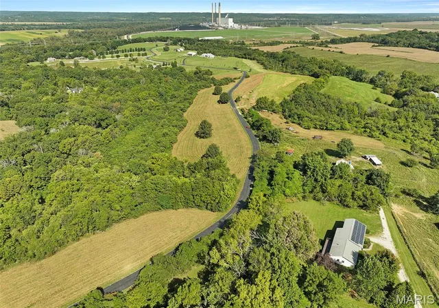 Photo 4 of Single family home for sale at 183 Cleome Dr, Labadie, MO 63055 | MLS# MIS26058863 | Listing updated on 2026-10-19