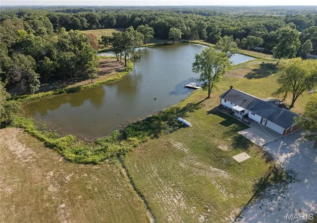 Single family home for sale at 186 South Hwy 19, New Florence, MO 63363 | MLS# MIS26058870