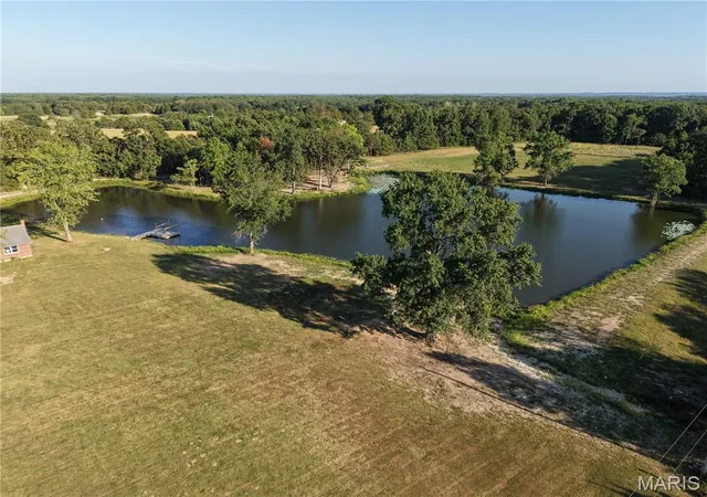 Photo 3 of Single family home for sale at 186 South Hwy 19, New Florence, MO 63363 | MLS# MIS26058870 | Listing updated on 2026-09-25