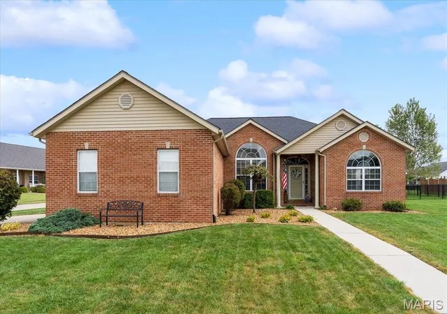 Photo 1 of Single family home for sale at 3301 Village Green Ct, Millstadt, IL 62260 | MLS# MIS26058885 | Listing updated on 2026-09-28