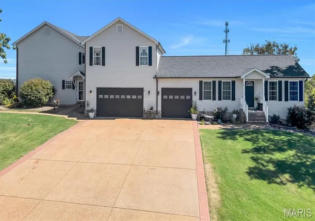 Photo 1 of Single family home for sale at 496 Honeysuckle Ln, Union, MO 63084 | MLS# MIS26058916 | Listing updated on 2026-09-19