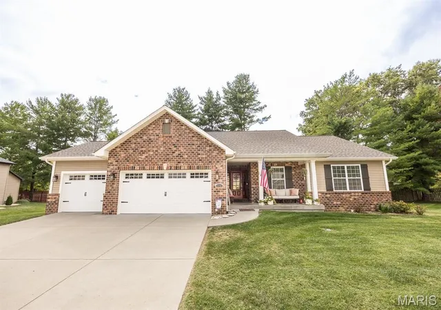 Photo 1 of Single family home for sale at 615 Wheatfield Rd, O Fallon, IL 62269 | MLS# MIS26058919 | Listing updated on 2026-10-05