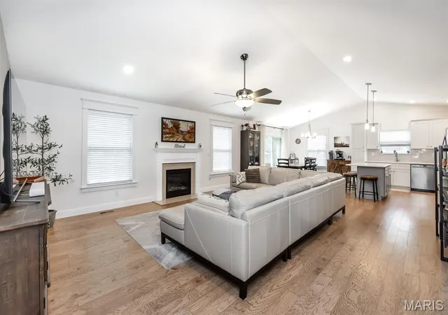 Photo 3 of Single family home for sale at 615 Wheatfield Rd, O Fallon, IL 62269 | MLS# MIS26058919 | Listing updated on 2026-10-05