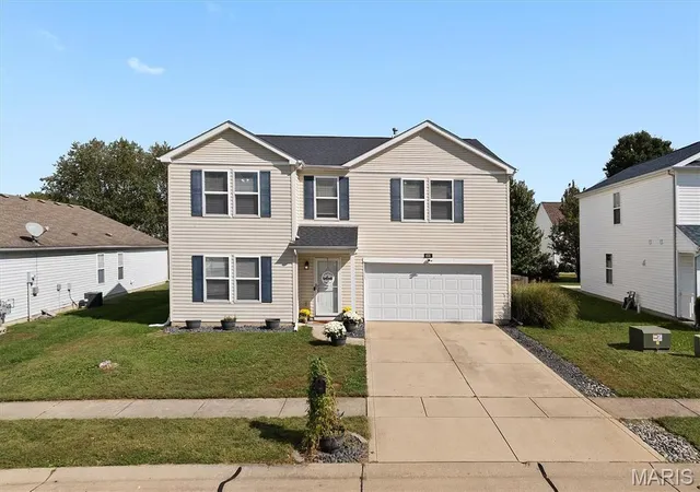 Photo 1 of Single family home for sale at 455 Falling Leaf Way, Mascoutah, IL 62258 | MLS# MIS26058932 | Listing updated on 2026-10-06