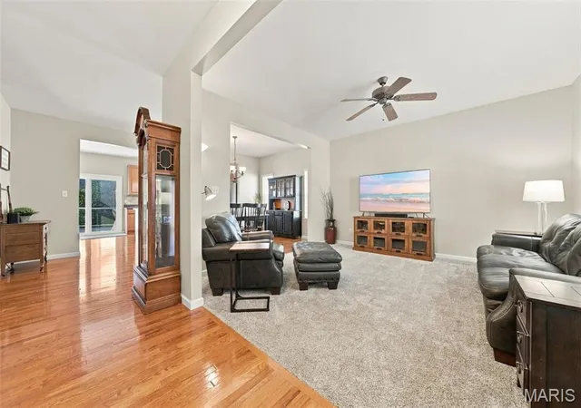 Photo 3 of Single family home for sale at 17124 Windsor Crst Blvd, Wildwood, MO 63038 | MLS# MIS26058933 | Listing updated on 2026-09-19