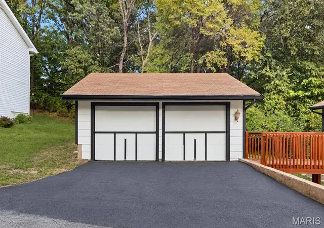 Photo 3 of Sale Pending at 19 Muir St, Eureka, MO 63025 | MLS# MIS26058940 | Listing updated on 2026-10-05