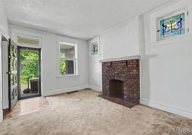 Photo 4 of Sale Pending at 5614 Nottingham Ave, Saint Louis, MO 63109 | MLS# MIS26058948 | Listing updated on 2026-09-26
