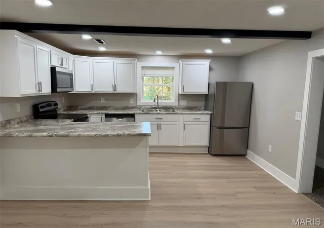 Photo 2 of Single family home for sale at 954 Mary St, Poplar Bluff, MO 63901 | MLS# MIS26058949 | Listing updated on 2026-09-12