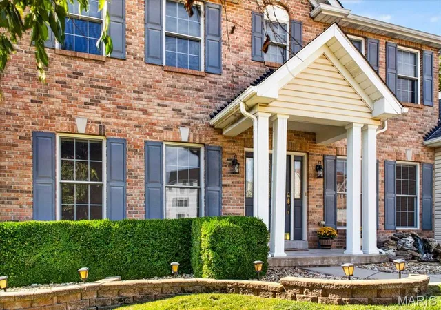 Photo 3 of Single family home for sale at 75 Hesters Ct, Saint Charles, MO 63304 | MLS# MIS26058954 | Listing updated on 2026-10-06