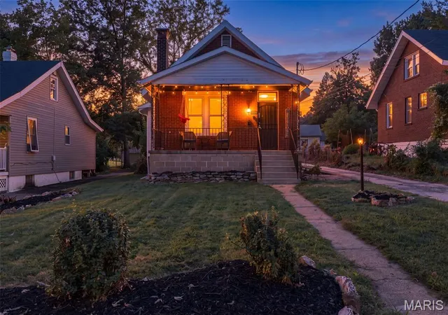 Photo 3 of Single family home for sale at 2721 W Tennyson Ave, Saint Louis, MO 63114 | MLS# MIS26058956 | Listing updated on 2026-09-14