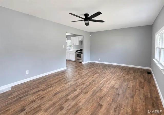 Photo 3 of Single family home for sale at 114 Saint Paul Dr, East Saint Louis, IL 62206 | MLS# MIS26058957 | Listing updated on 2026-09-21